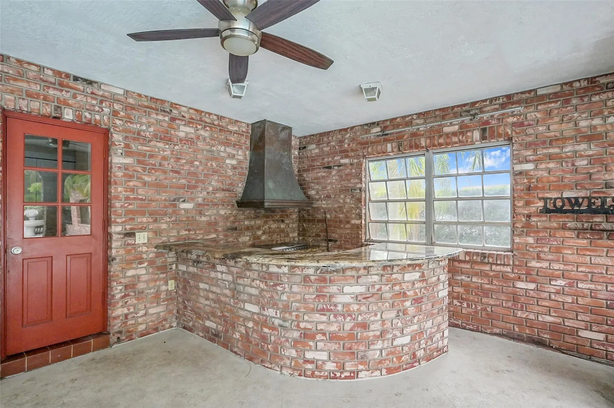 3999 NE 15th Ave, Oakland Park, Florida, United States. - Photo 27