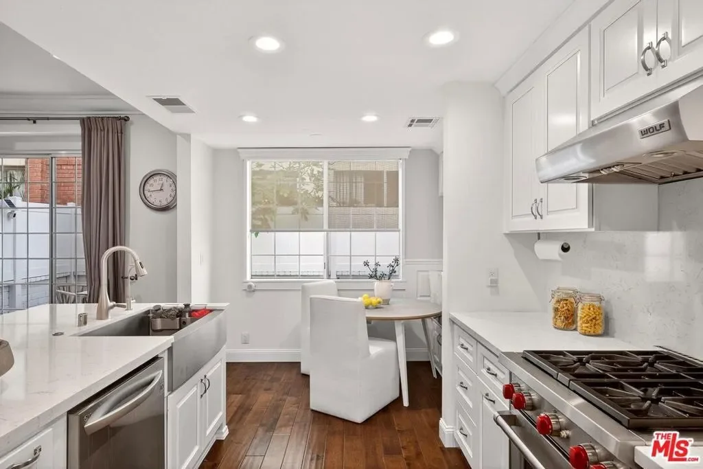 315 N Swall Drive 103, Beverly Hills, California, United States. - Photo 10