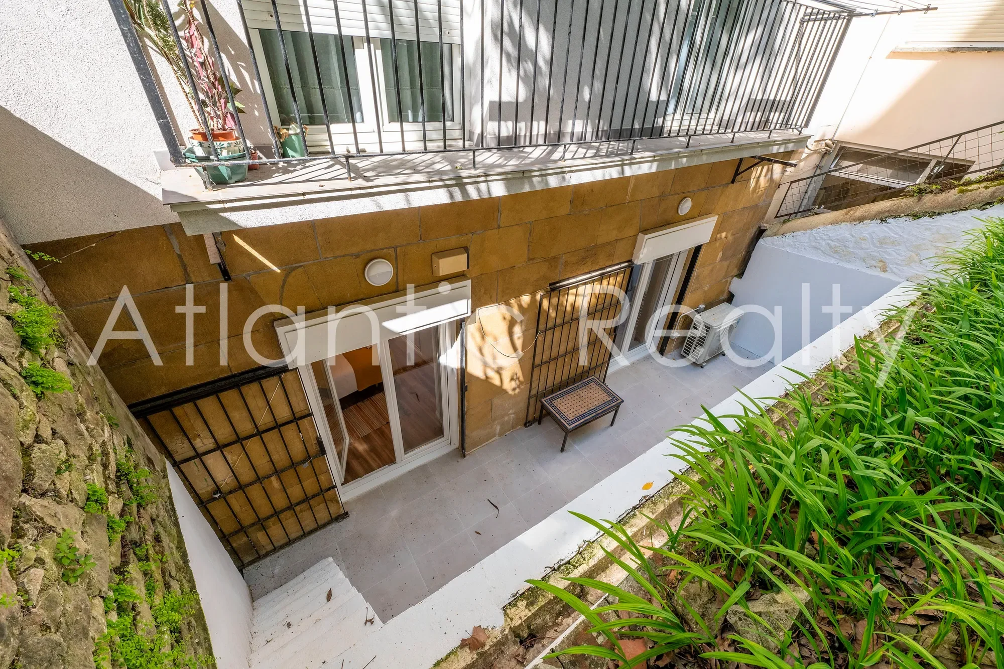 Beautiful flat in front of the Concha Bay