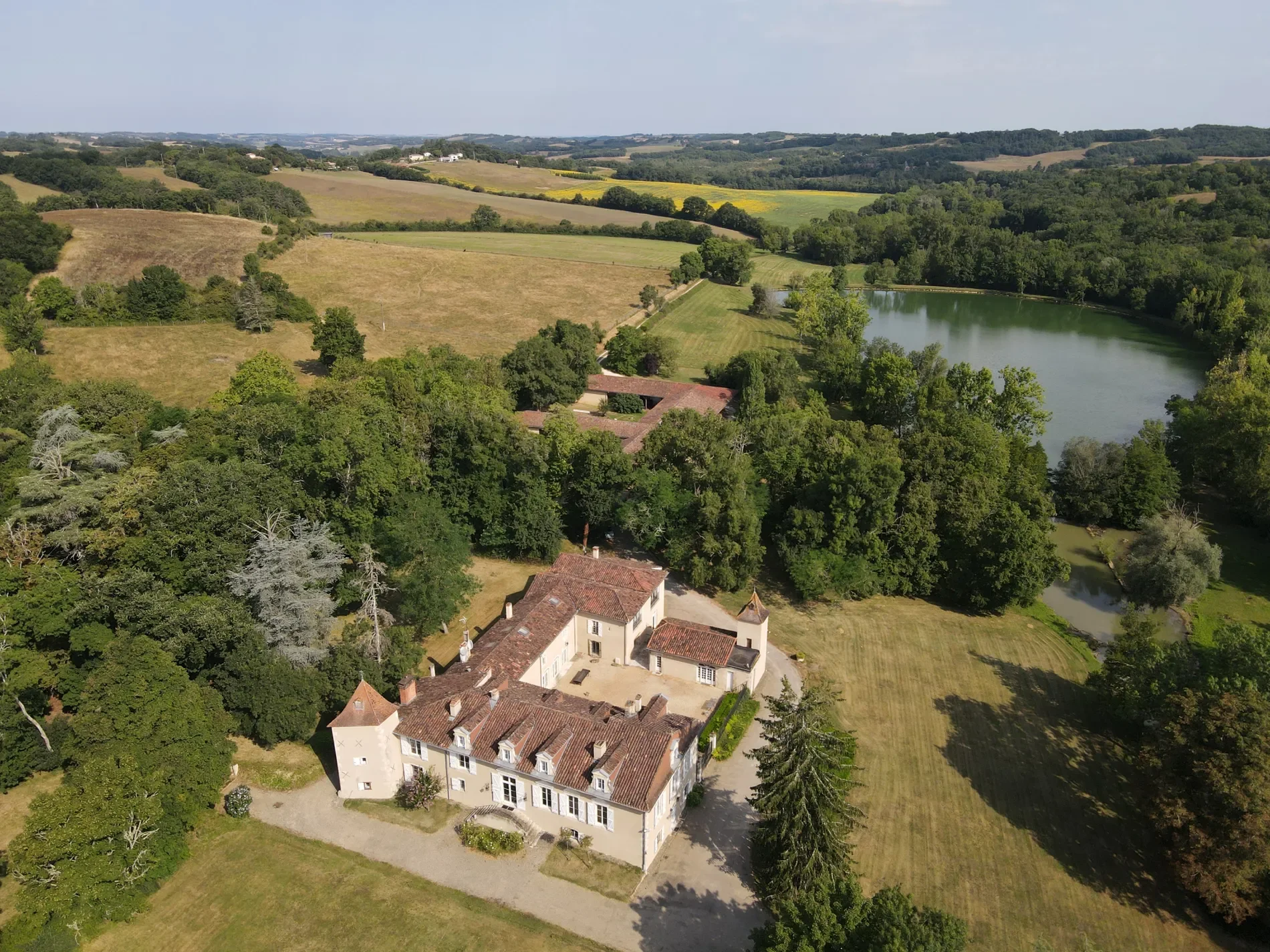 Duran, Occitanie, France. - Photo 20