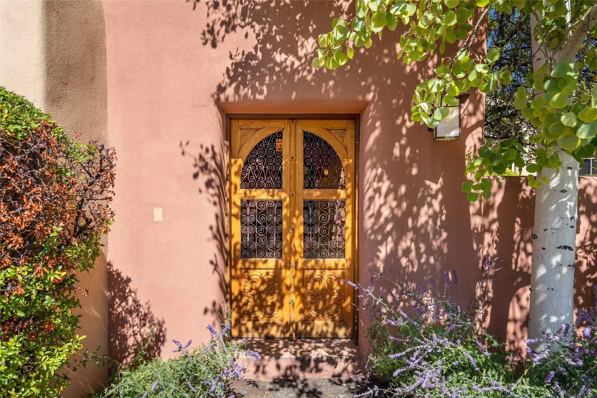 107 W Wildflower Drive, Santa Fe, NM 87506, Santa Fe, New Mexico, United States. - Photo 19