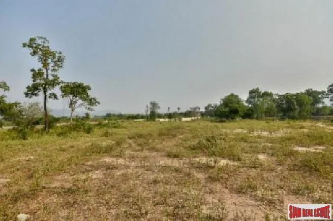 Prachuap Khiri Khan,, Prachuap Khiri Khan, Prachuap Khiri Khan, Thailand. - Photo 6