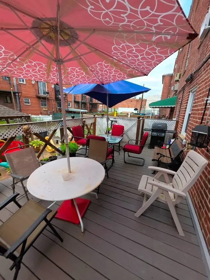 9505  Schenck St, New York, New York, United States. - Photo 23