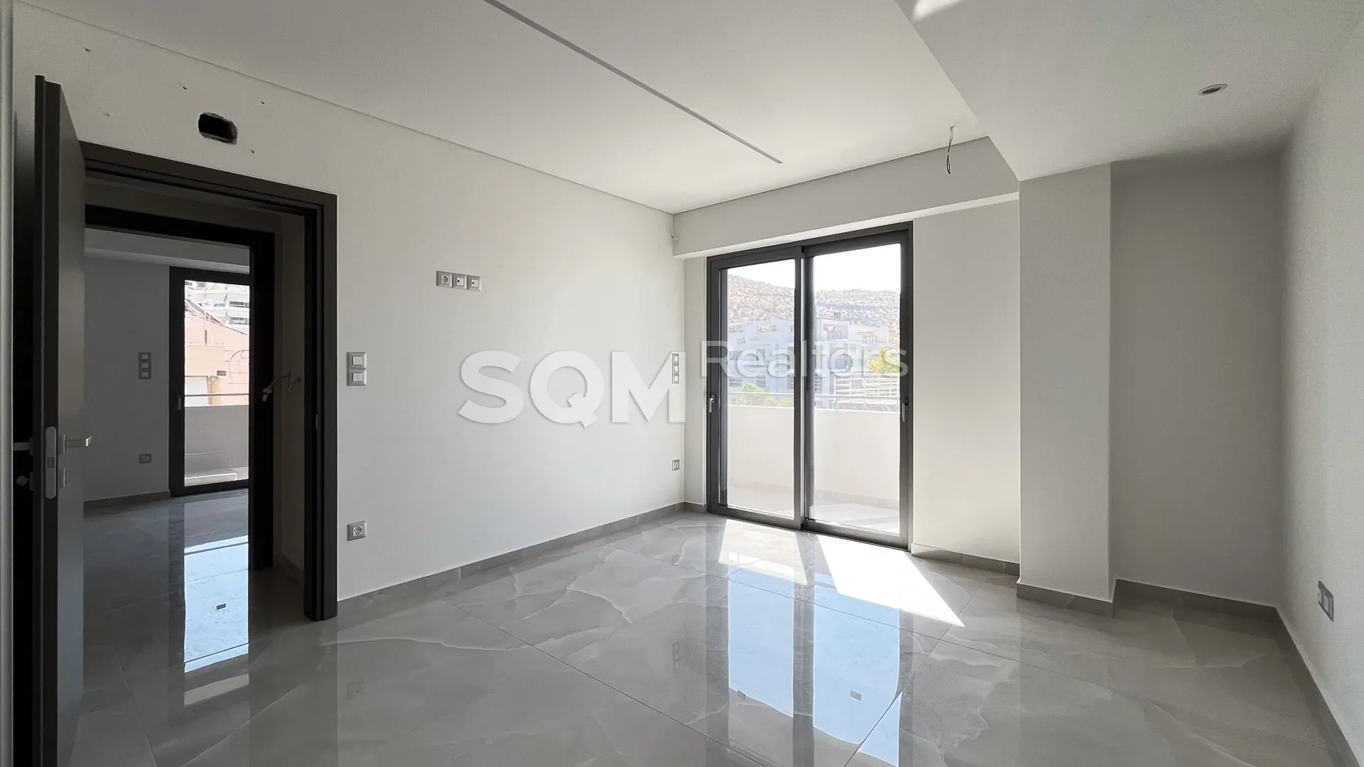 Gallery photo 9