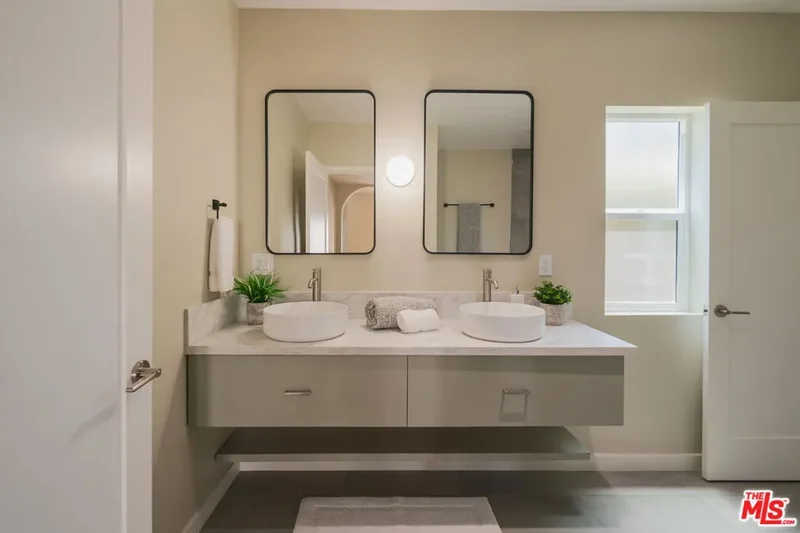 1826 W 78th Street, Los Angeles, California, United States. - Photo 42