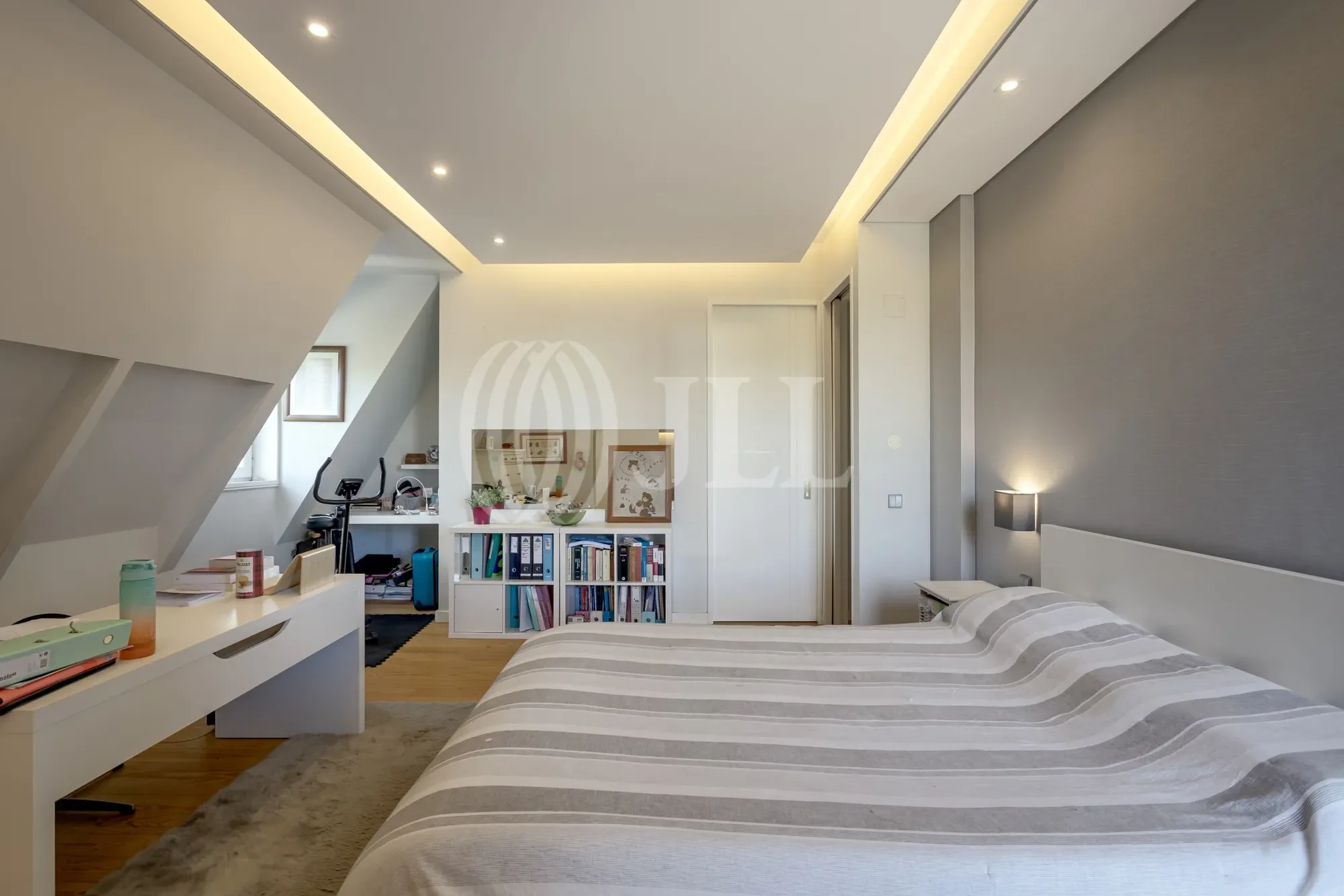 Gallery photo 3