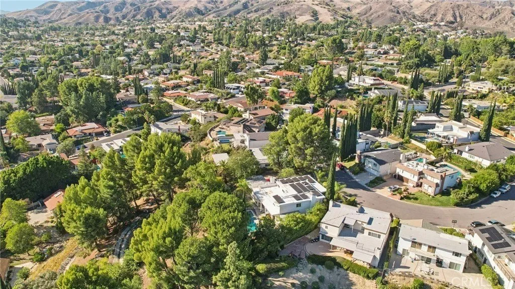 12426 Henzie Place, Granada Hills, CA, 91344, USA, Los Angeles, California, United States. - Photo 39