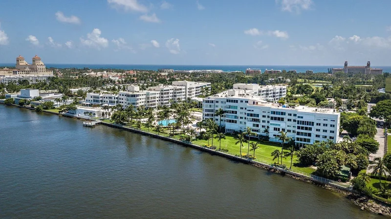 Cocoanut Row, Palm Beach, Florida, United States. - Photo 25