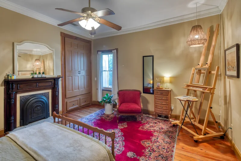 213 West Duffy Street, Savannah, GA 31401, Savannah, Georgia, United States. - Photo 27