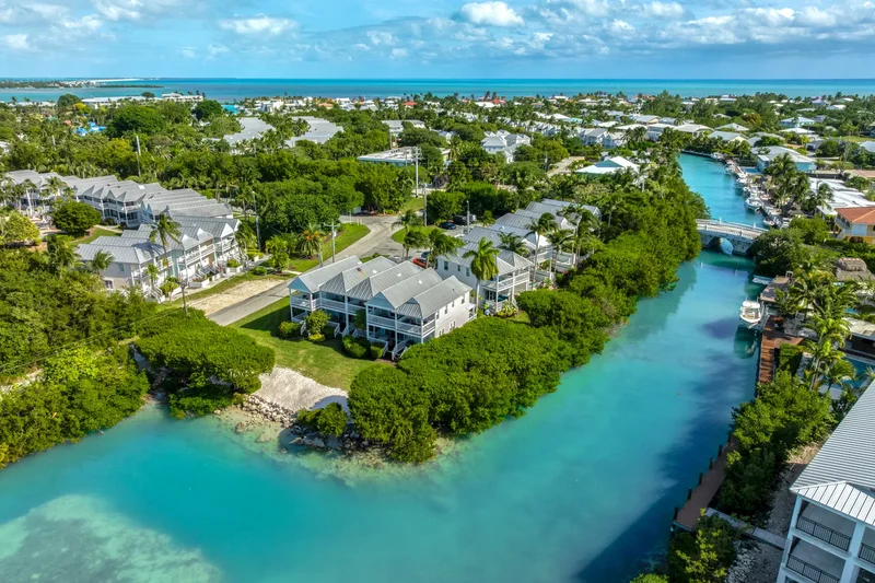 5110 Sunset Village Drive, Duck Key, FL 33050, Duck Key, Florida, United States. - Photo 35
