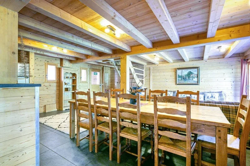 SEMI-DETACHED CHALET IN A PEACEFUL AREA