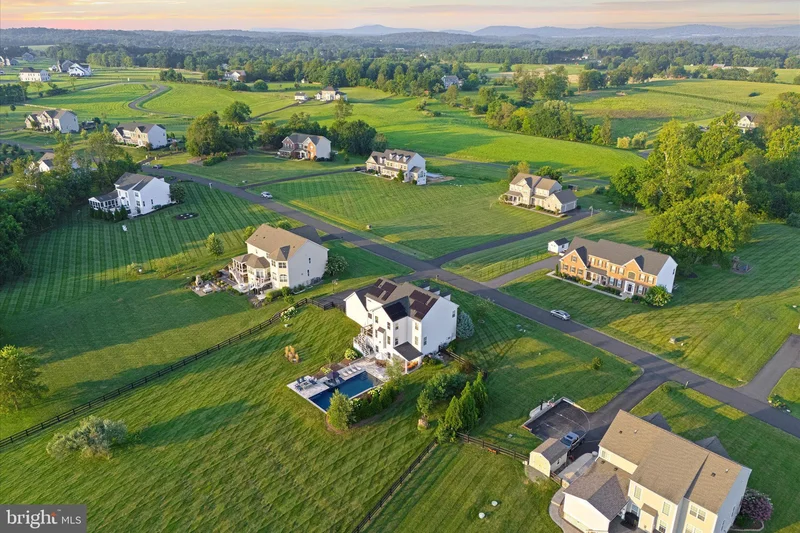 15061 LYNNFORD CT COURT, WATERFORD, VA 20197, Waterford, Virginia, United States. - Photo 33