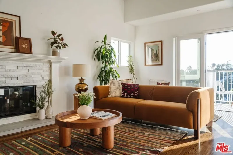 1541 Silverwood Terrace, Los Angeles, California, United States. - Photo 46