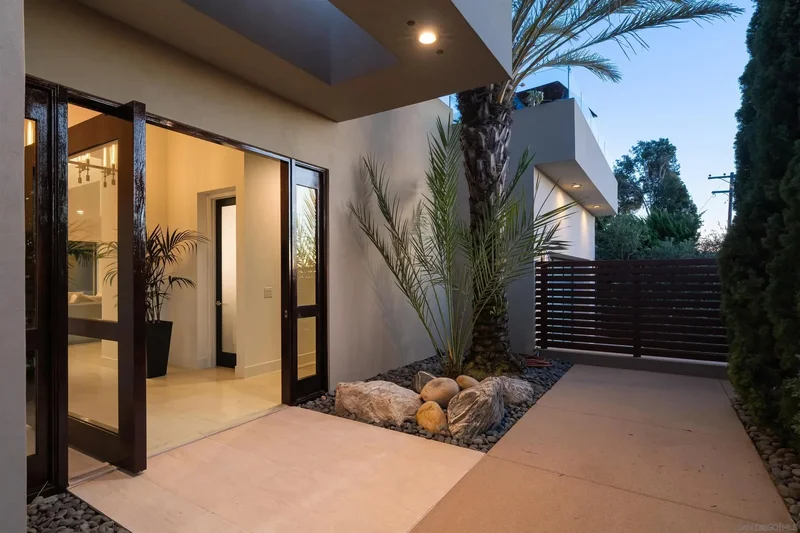 8751 Glenwick Ln, San Diego, California, United States. - Photo 5