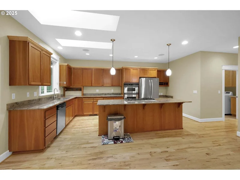 3085 Summit Sky Blvd, Eugene, OR 97405, Eugene, Oregon, United States. - Photo 18