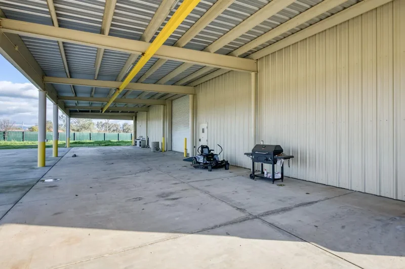 6090 Amber Avenue, Clovis, California, United States. - Photo 65