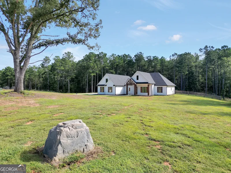 Milner, Georgia, United States. - Photo 56