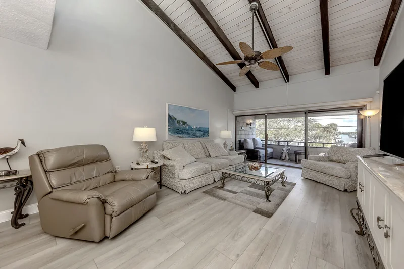 1555 Tarpon Center Drive , 203, Venice, FL 34285, Venice, Florida, United States. - Photo 4