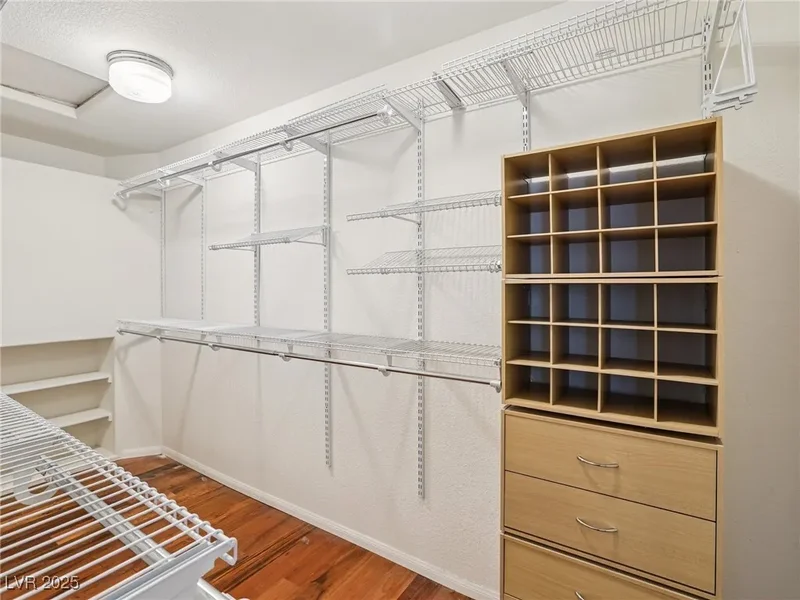 5309 N Chieftain Street, Las Vegas, Nevada, United States. - Photo 33