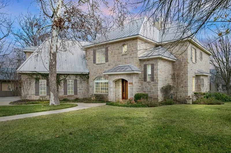 201 N Cherry Street, Fredericksburg, Texas, United States. - Photo 22