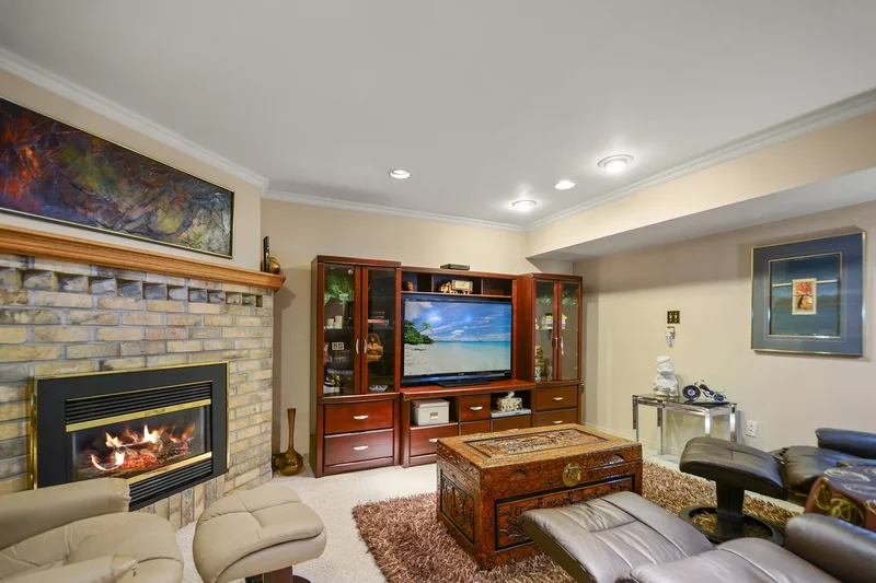 1 Olive Crescent  5, Orillia, ON L3V 7N5, Orillia, Ontario, Canada. - Photo 11
