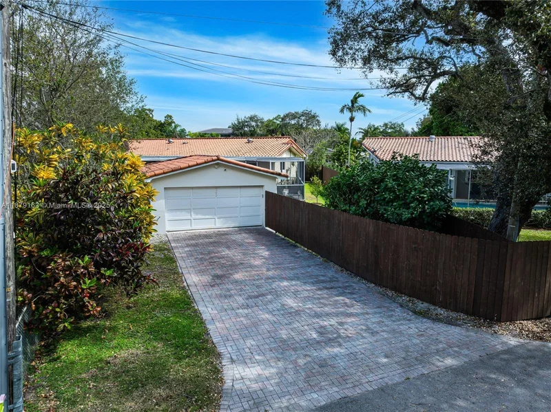 9280 NE 12th Ave, Miami, Florida, United States. - Photo 19