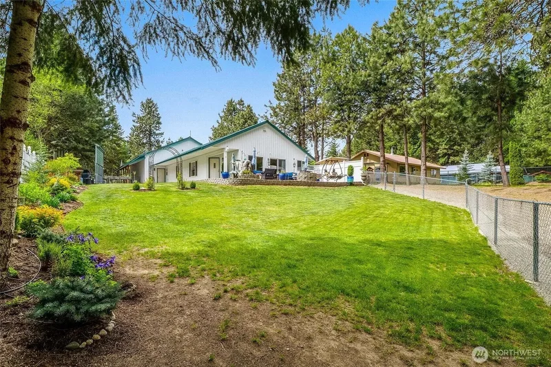 1811 Hundley Road, Cle Elum, WA 98922, Cle Elum, Washington, United States. - Photo 1