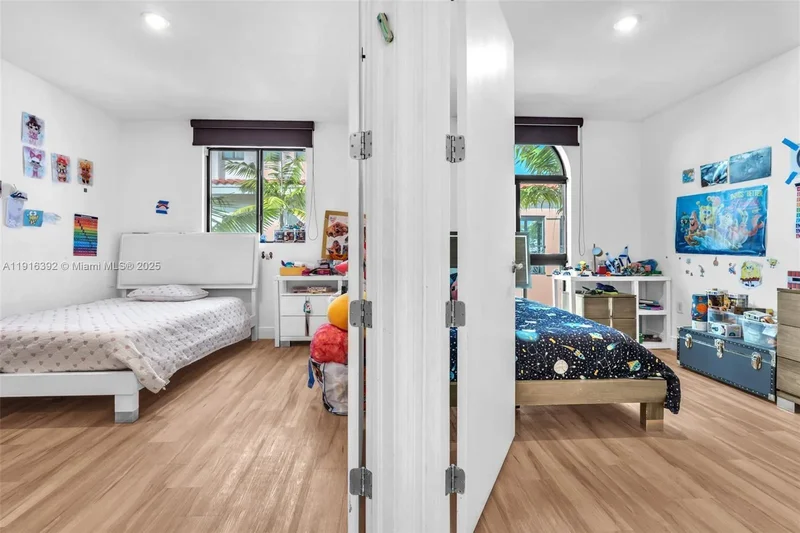1162 98th St, Bal Harbour, Florida, United States. - Photo 32