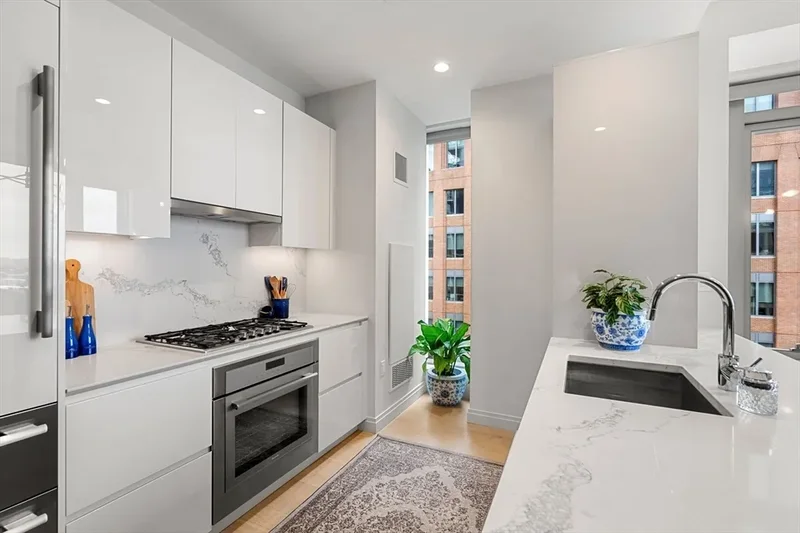 135 Seaport Blvd 1806, Boston, Massachusetts, United States. - Photo 33