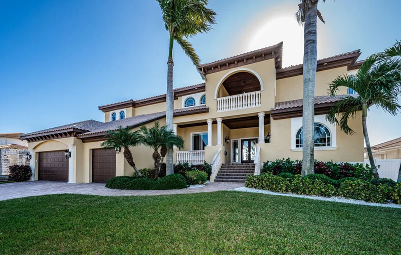 7986 9th Ave S, St Petersburg, FL 33707, St. Petersburg, Florida, United States. - Photo 8