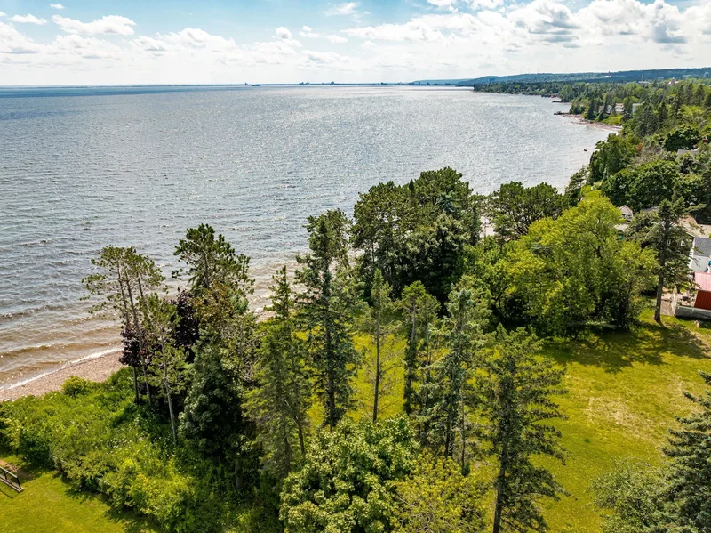 5918 London Road , Duluth, MN 55804, Duluth, Minnesota, United States. - Photo 6