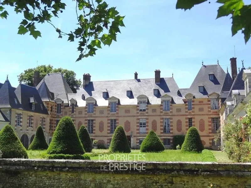 Perdreauville, Île-de-France, France. - Photo 20