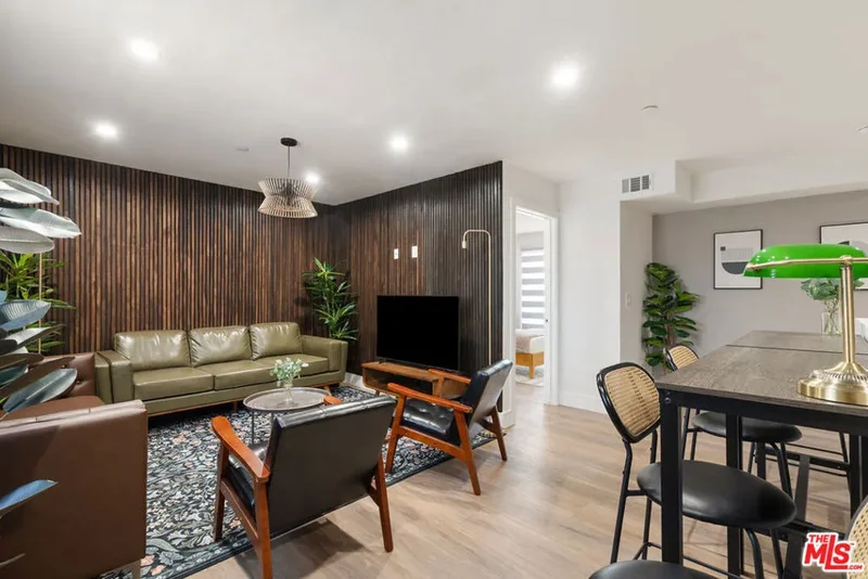 1341 N Mariposa Avenue, Los Angeles, California, United States. - Photo 22