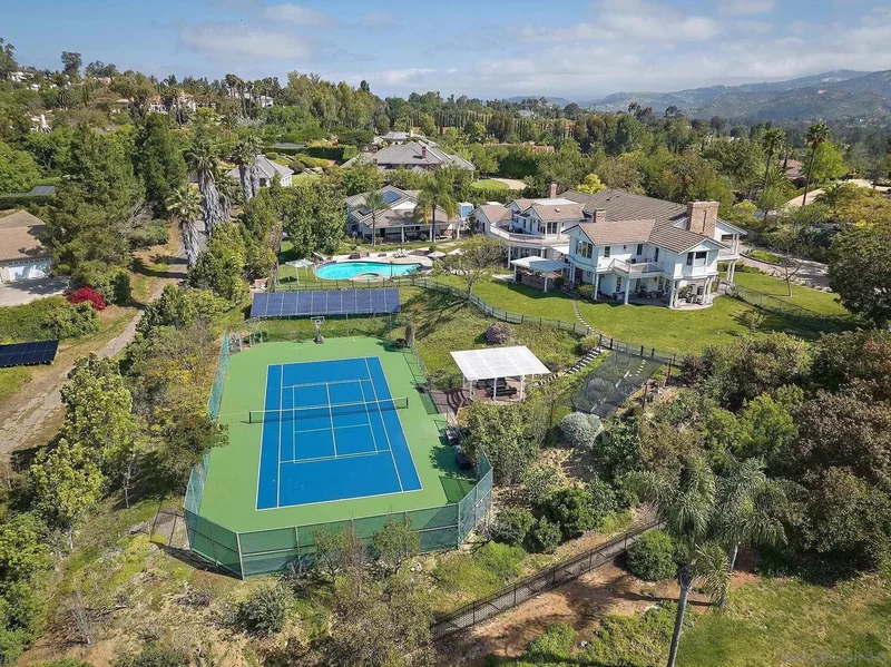 13742 Paseo Valle Alto, Poway, California, United States. - Photo 31