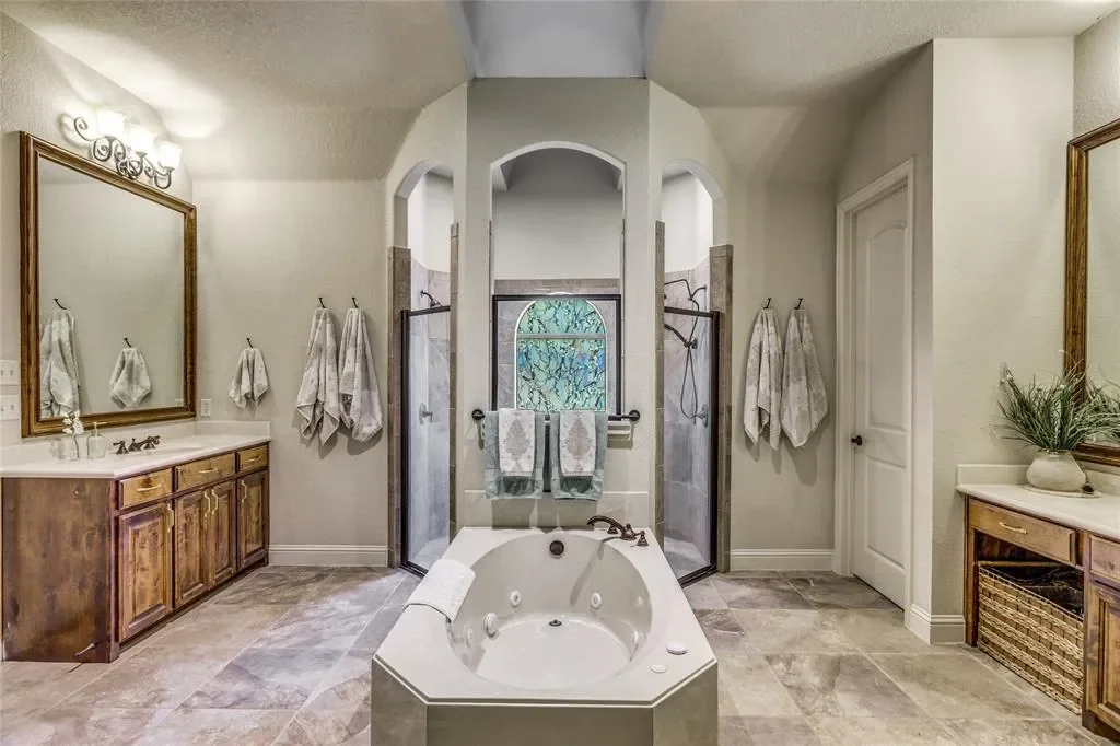 10208 Drop Tine Court, Fort Worth, Texas, United States. - Photo 24