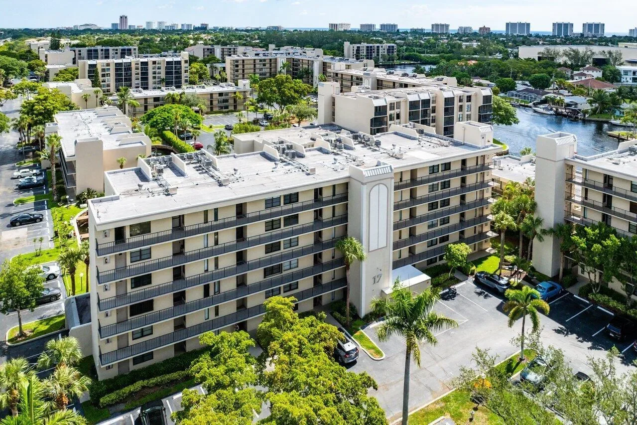 17 Royal Palm Way, Boca Raton, Florida, United States. - Photo 35