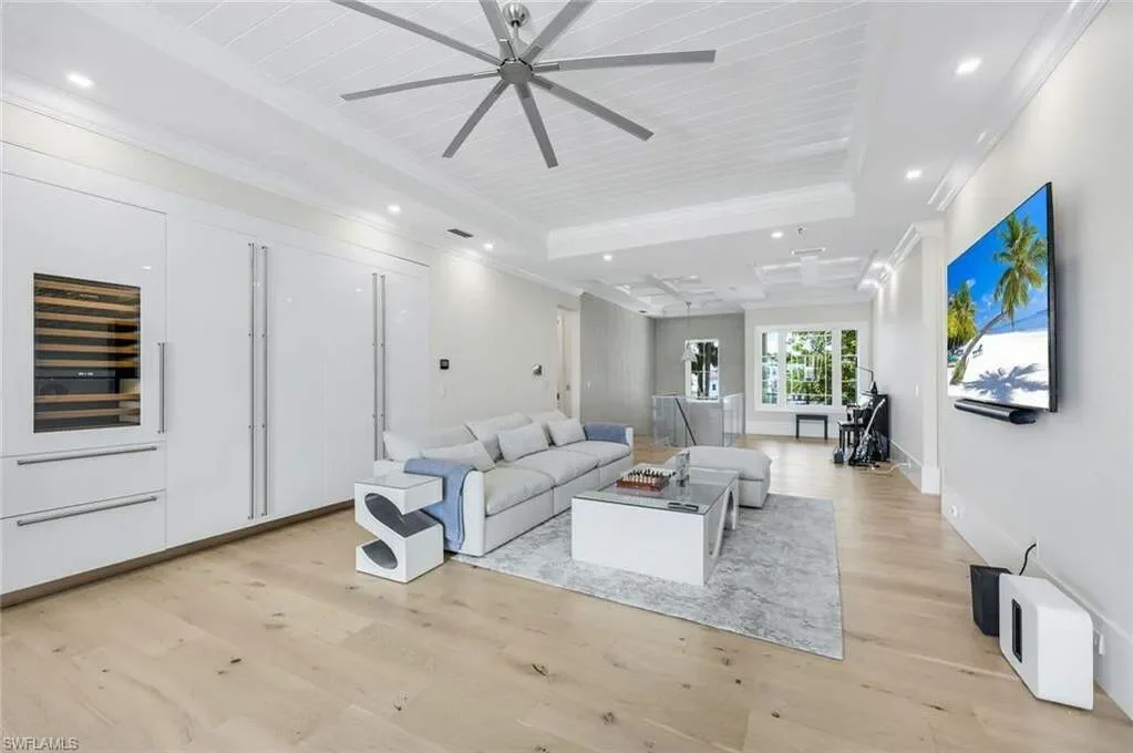 3190 Crayton RD, Naples, FL, 34103, USA, Naples, Florida, United States. - Photo 21