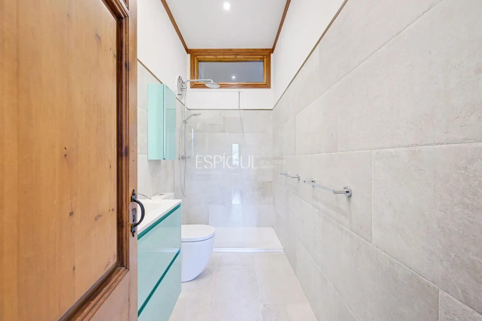 Gallery photo 4