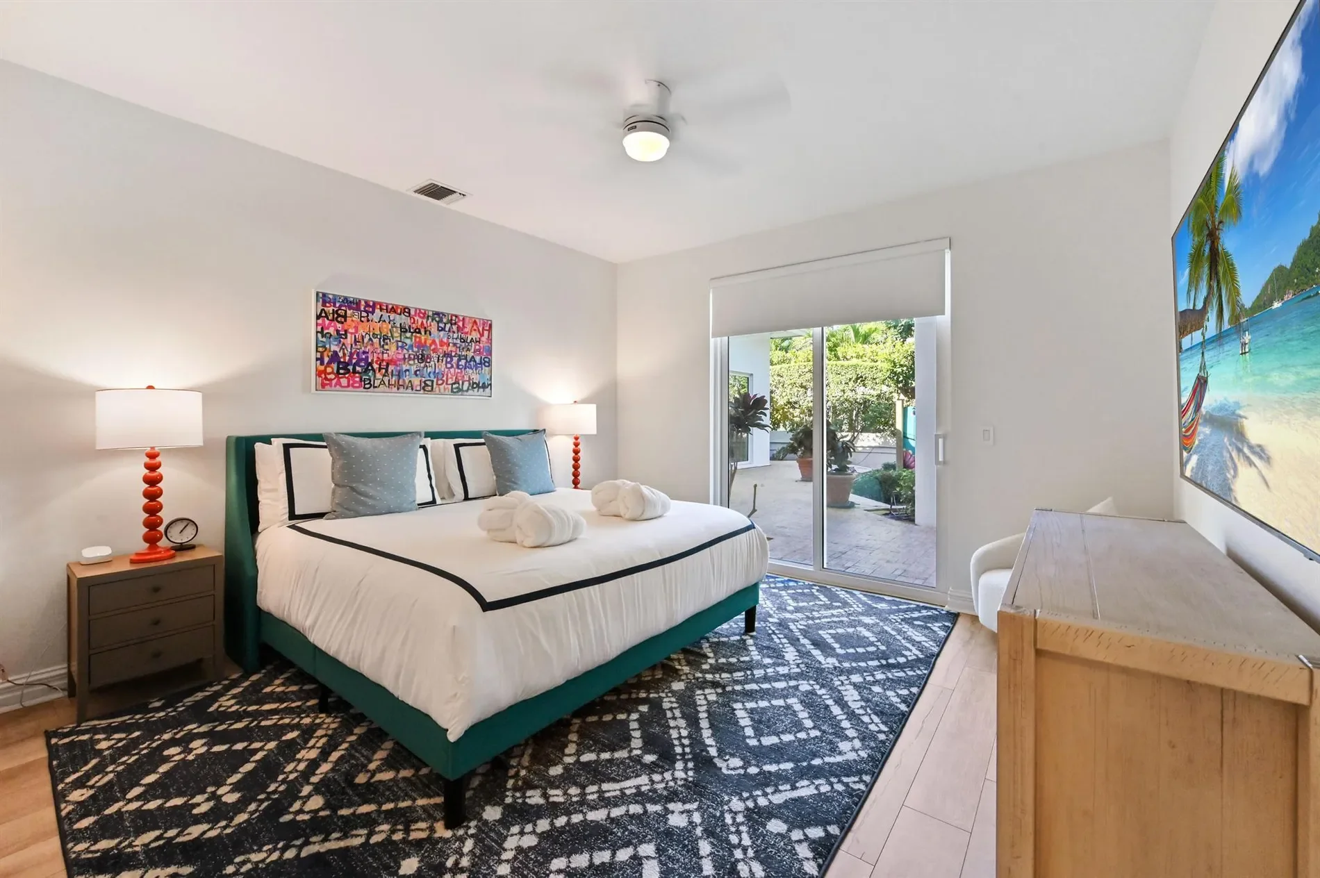 200 N Lake Drive, Lantana, Florida, United States. - Photo 19