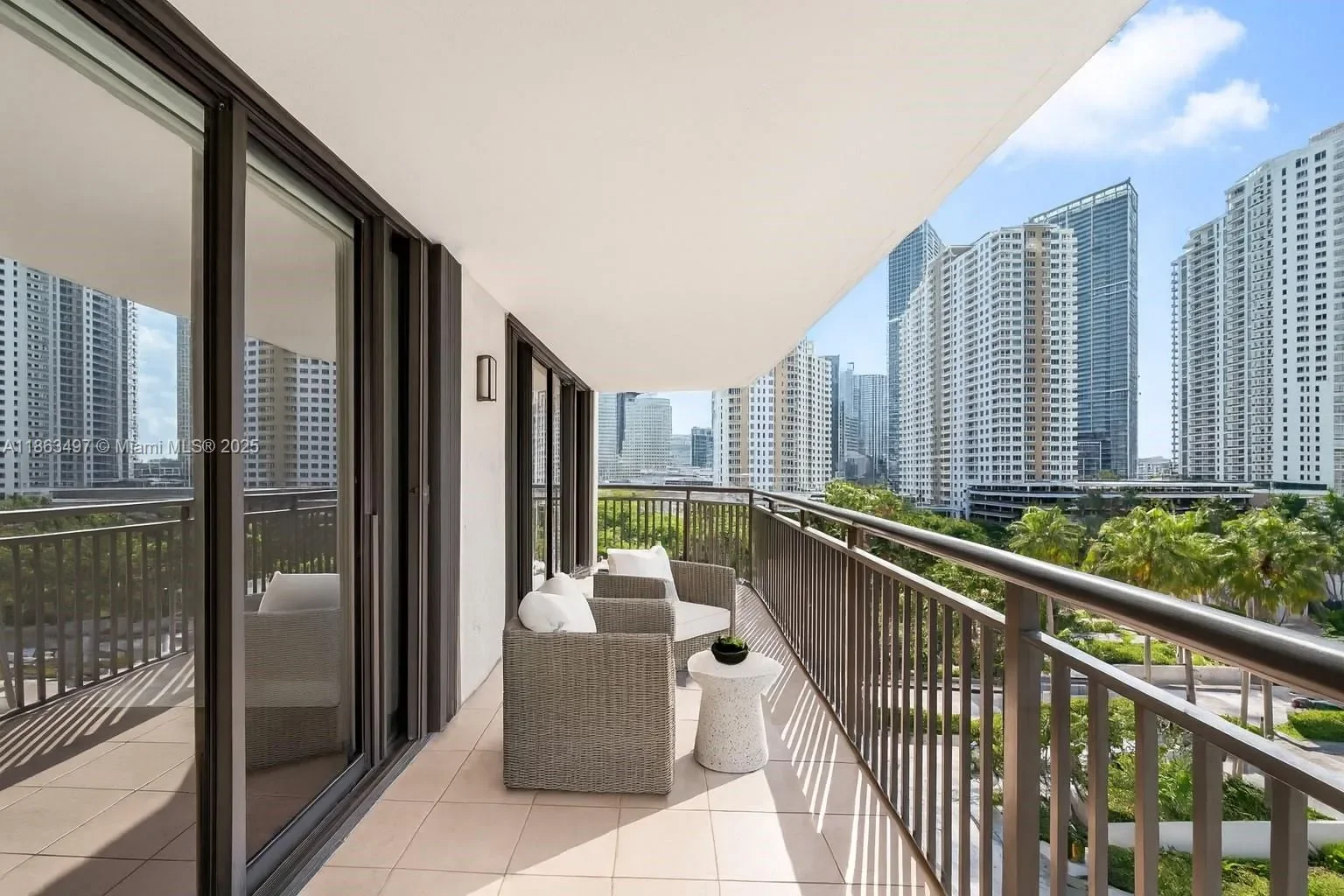540 Brickell Key Dr, Miami, Florida, United States. - Photo 18