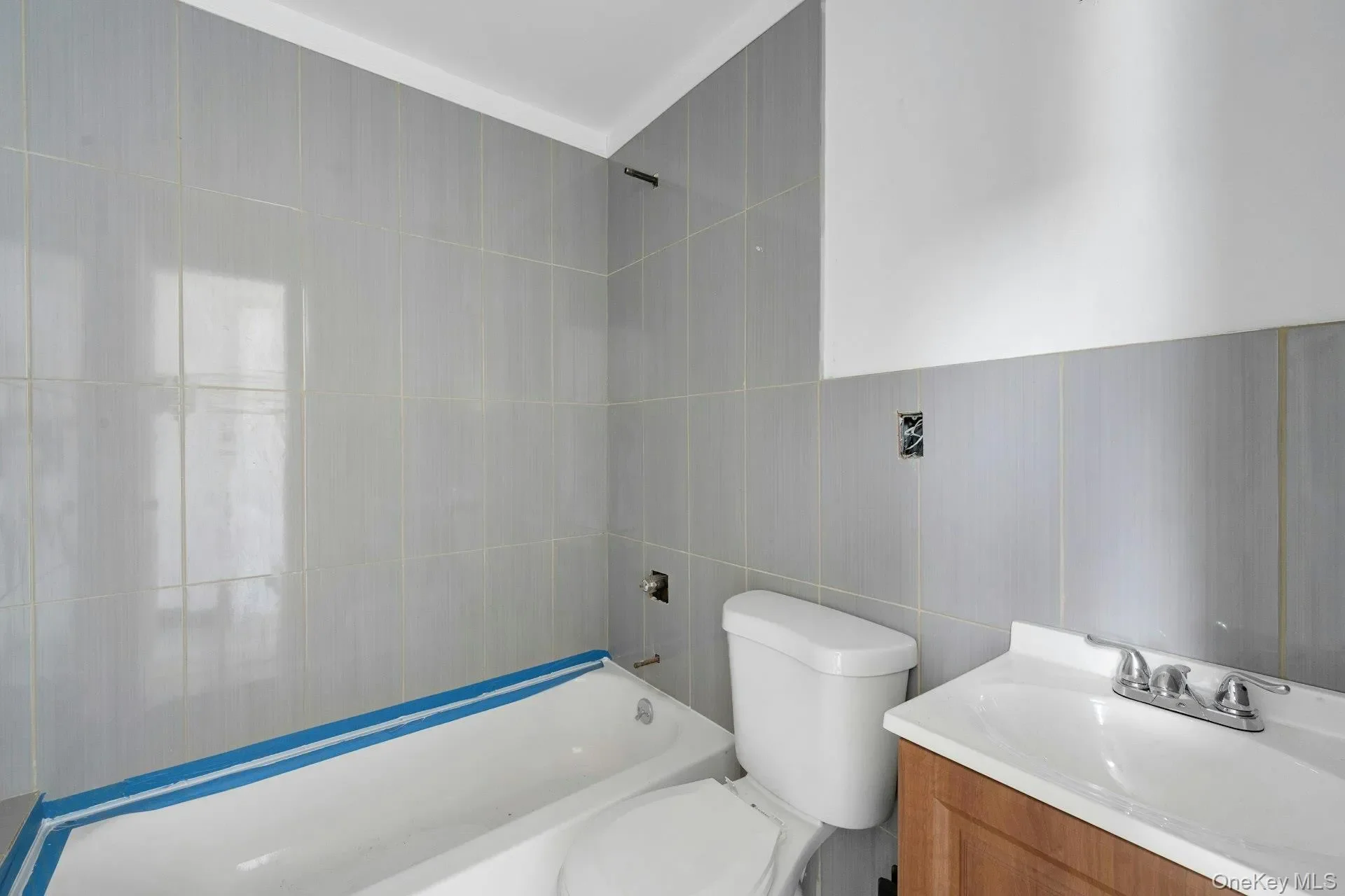 1636 E 172nd Street, New York, New York, United States. - Photo 25