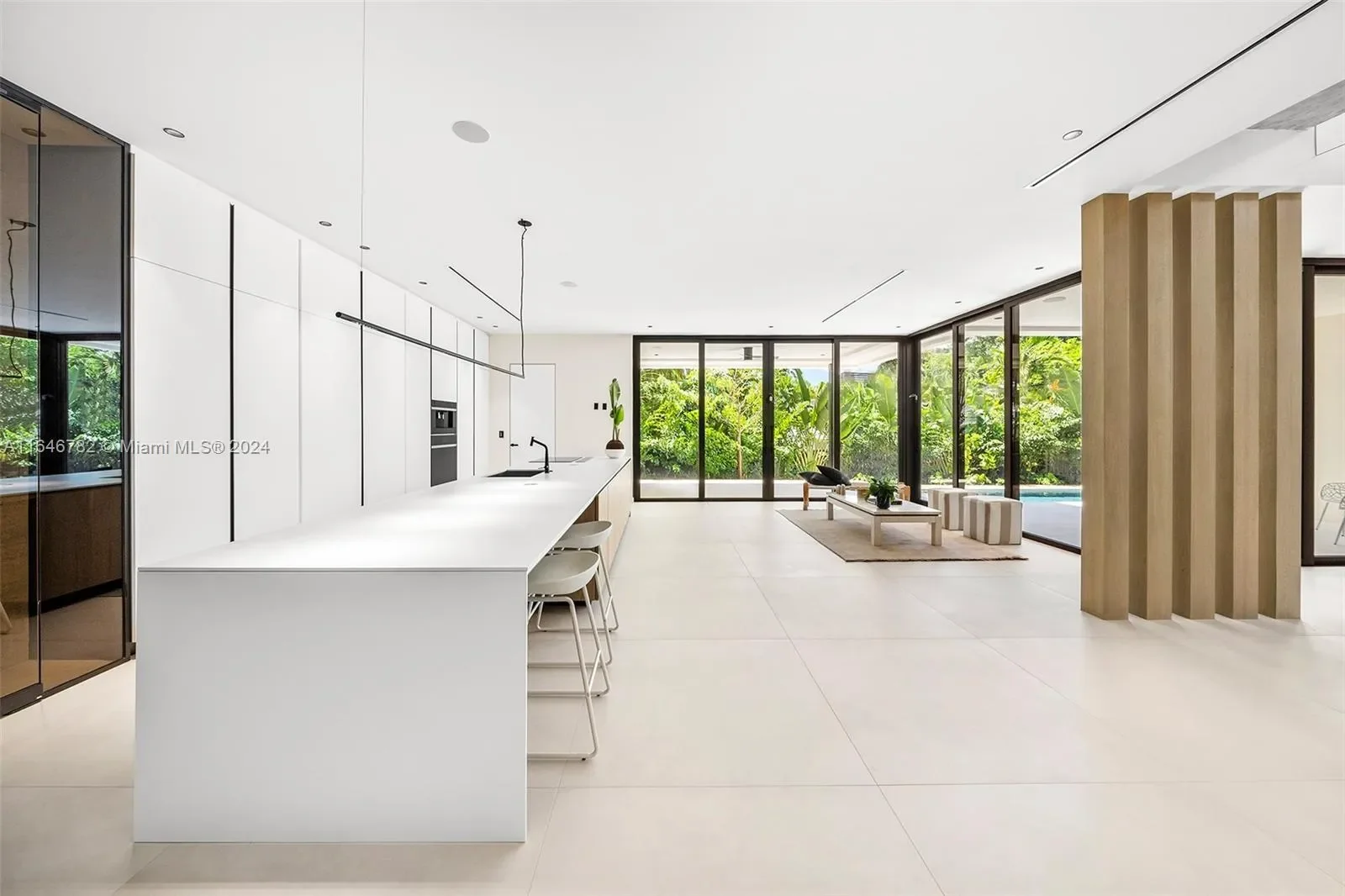 930 NE 74th St, Miami, Florida, United States. - Photo 2