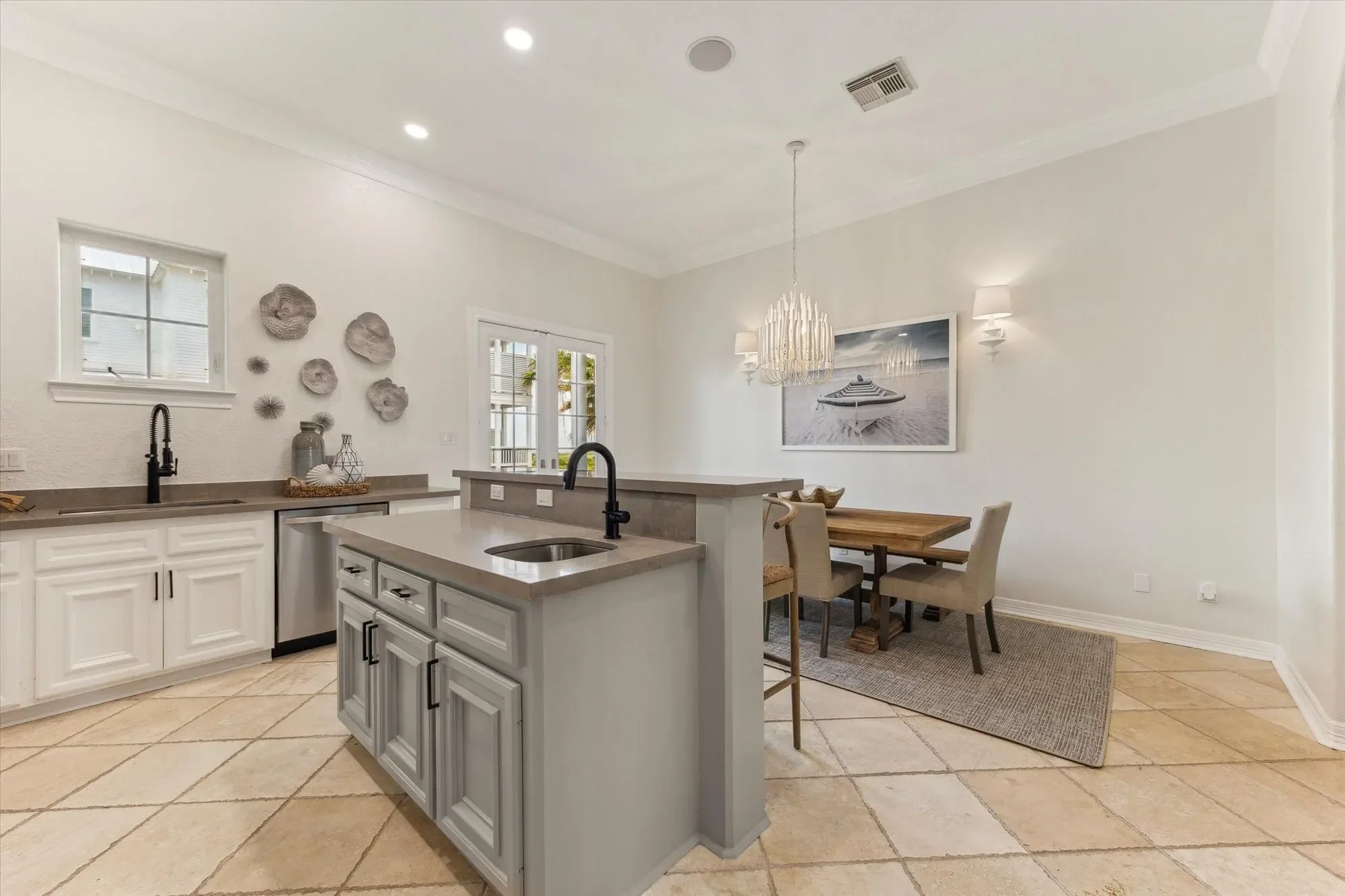 1822 Seaside Drive, Galveston, Texas, United States. - Photo 9