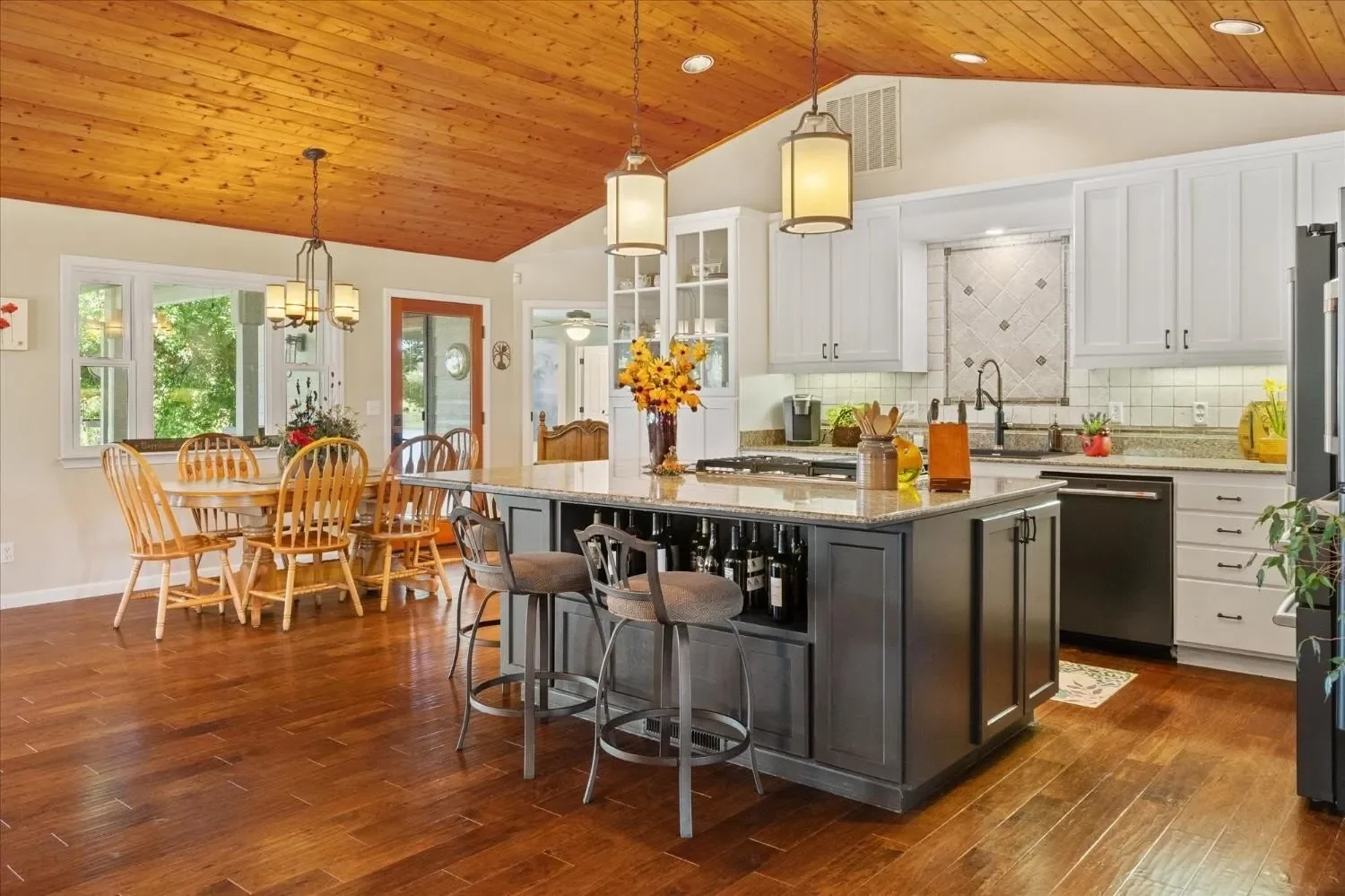 1253 Lakeside Drive, Angels Camp, CA 95222, Angels Camp, California, United States. - Photo 29