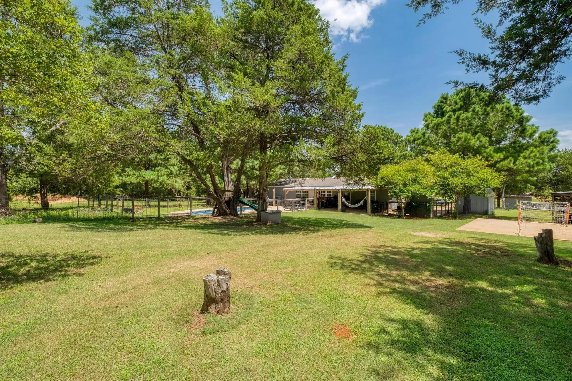 1922 E SH 21, Paige, Texas, United States. - Photo 24