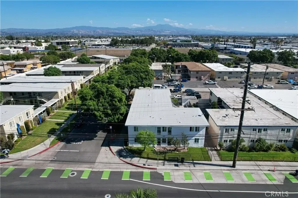 1401 Standard Avenue, Santa Ana, California, United States. - Photo 8