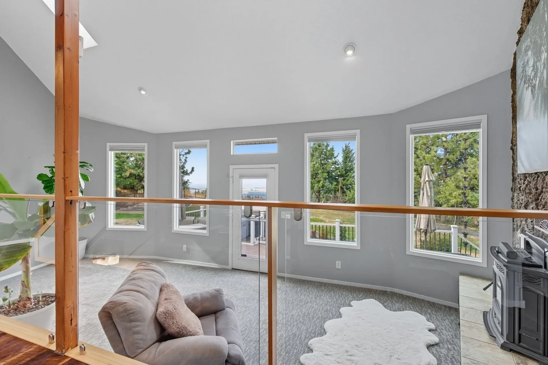 Gallery photo 2