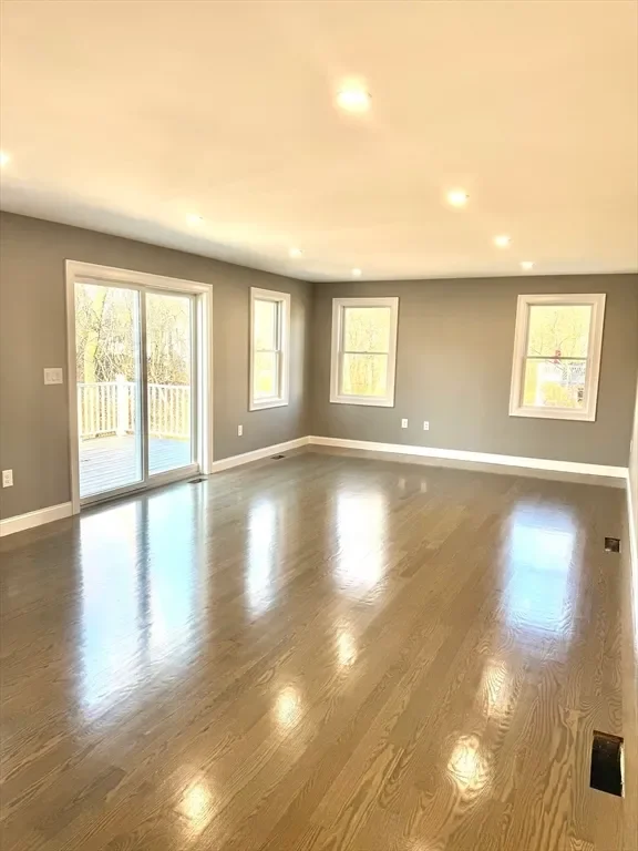 Gallery photo 6