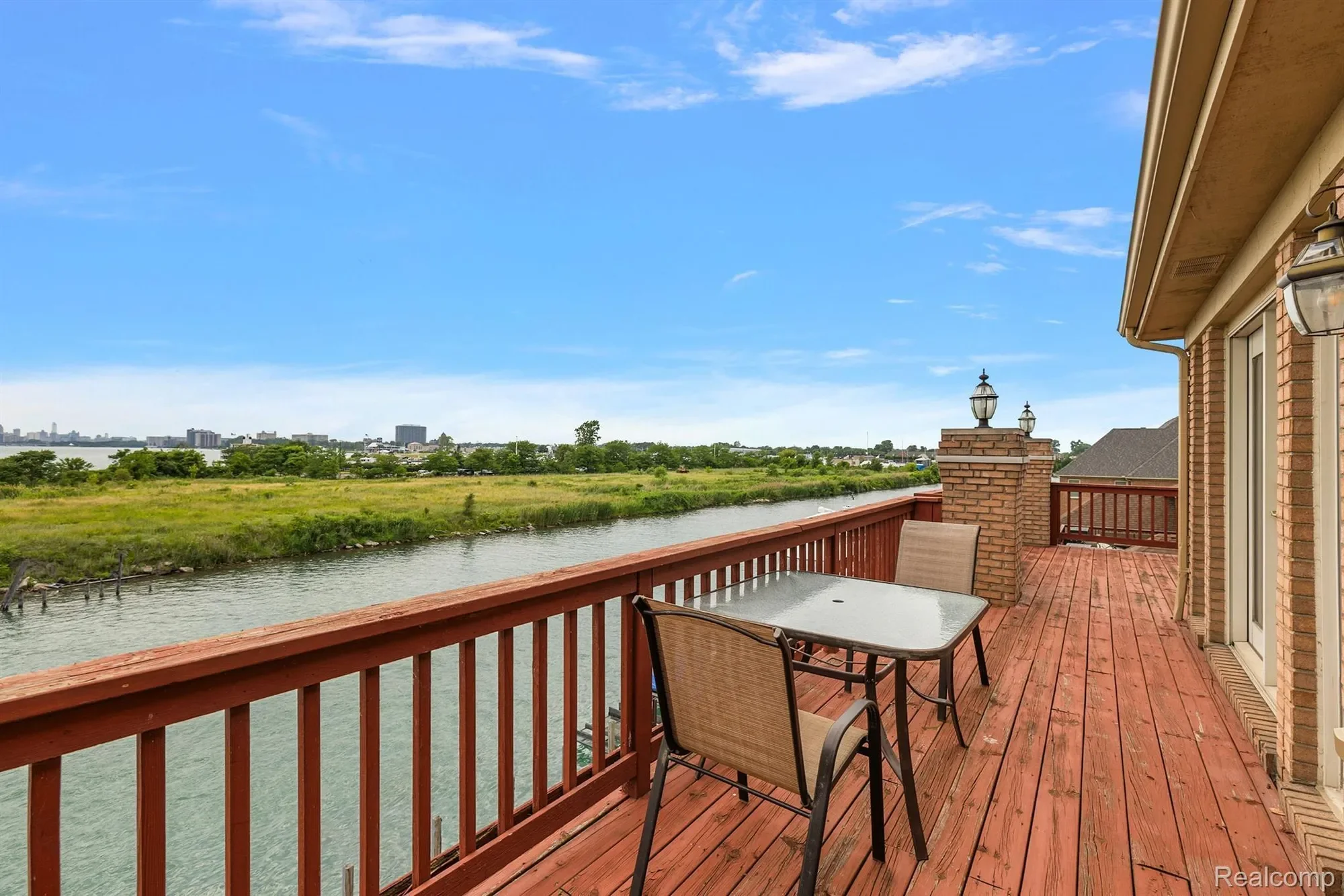 18 SAND BAR Lane, Detroit, MI 48214, Detroit, Michigan, United States. - Photo 23