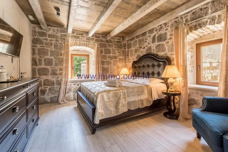 21000, Split, Croatia, Gradski kotar Grad, Split, Split-Dalmatia County. - Photo 4